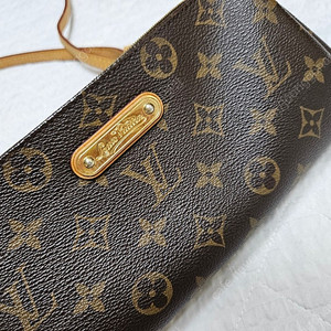 루이비통 에바클러치 이미지