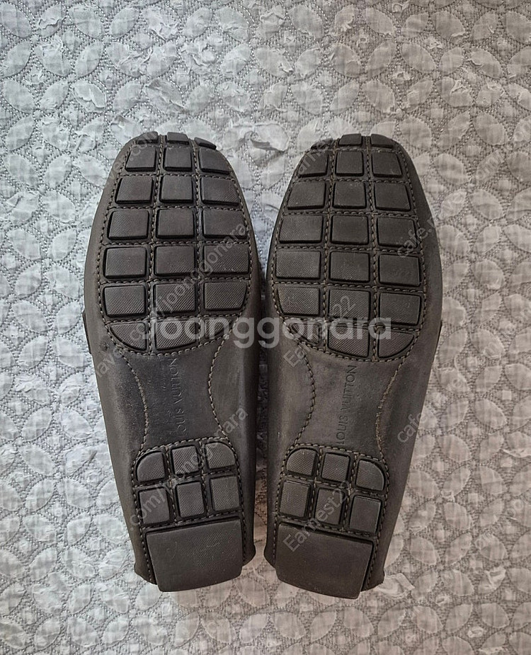 (정품) 루이비통 모노그램 LV로고 로퍼 255 (명품...--4