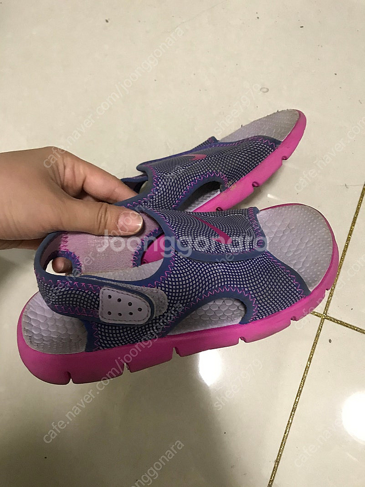 무료배송)여아 180사이즈 크록스+나이키 외 샌들 일괄판매--2