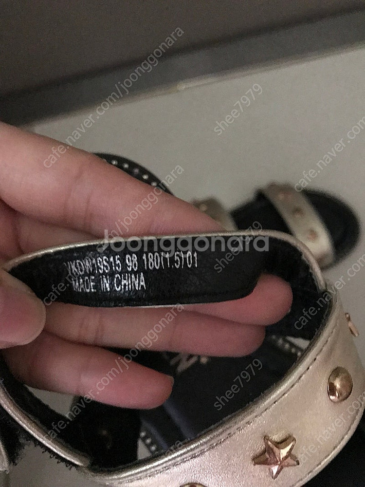 무료배송)여아 180사이즈 크록스+나이키 외 샌들 일괄판매--8