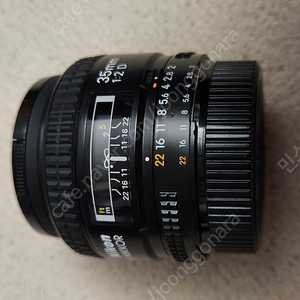 니콘 AF 35mm 2.0D 렌즈 팝니다.