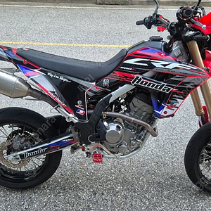 앤듀로 컨버젼 crf300l 키로수 짧은 바이크 팝니다.