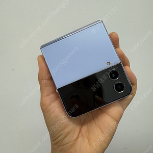 F721 갤럭시 Z플립4 블루 256기가 21만 판매합니다.