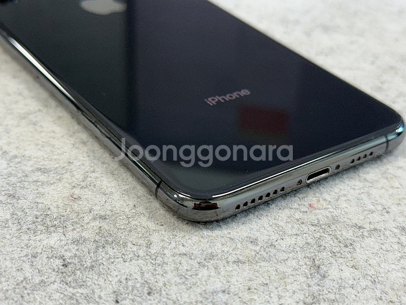 (자급제)아이폰XS맥스 블랙 64G 카메라 멍없이 선명한 단말기 검수완료 20만원팝니다@@@--9