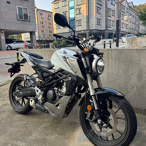Cb125r 화이트 (개인) 2채널블박