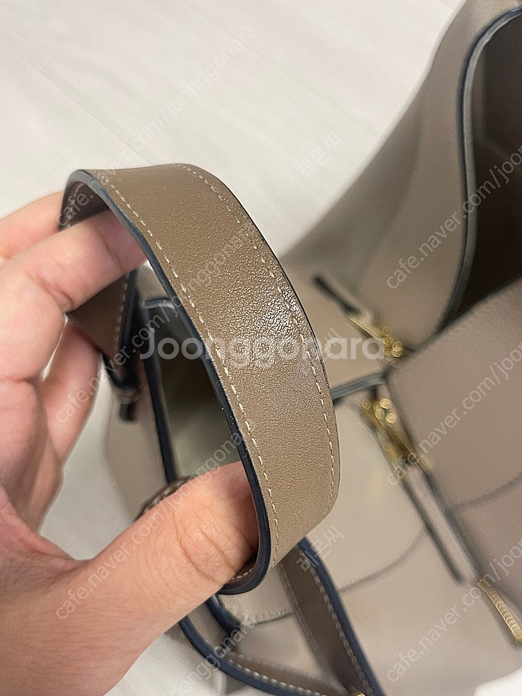 로에베 해먹백 스몰 샌드--4