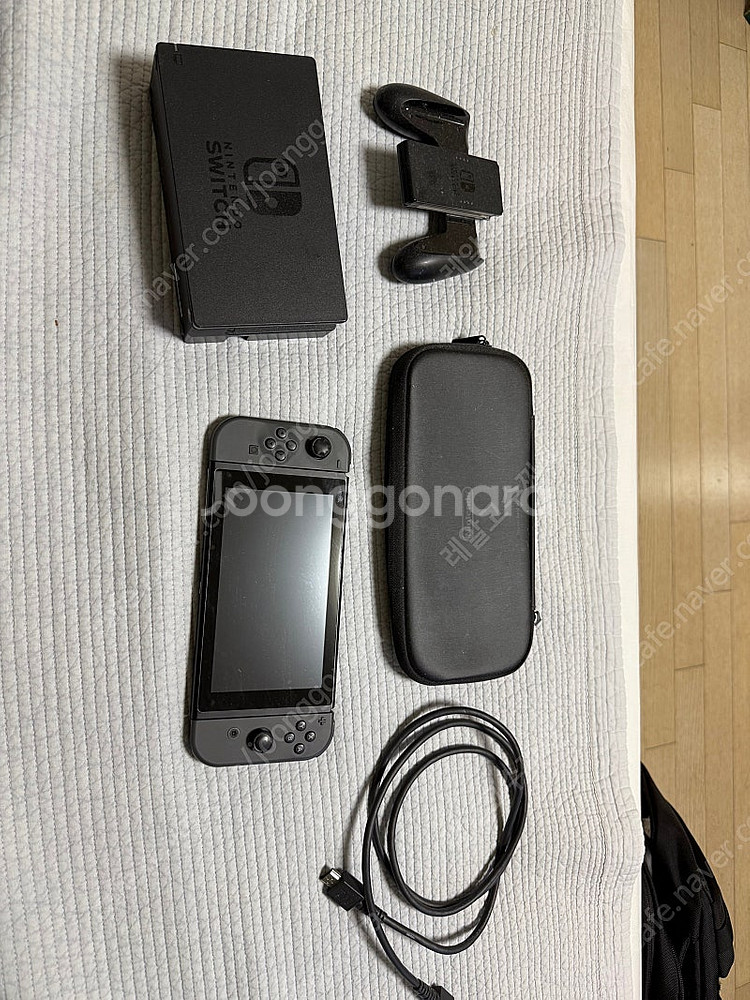 닌텐도 스위치 1 판매합니다--1