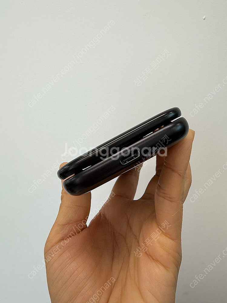 M120 마이브 스타일폴더폰 블랙 32기가 7만 판매합...--2