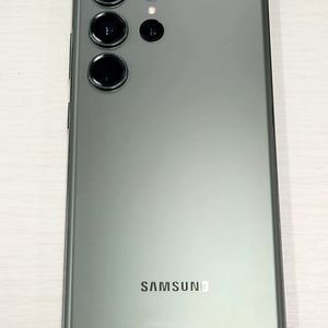갤럭시 S23울트라 그린색상 256용량 새상품컨디션 초S급 단말기 57만 판매합니다