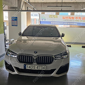 BMW 530e(g30 lci m팩) 21년식 4월 등록