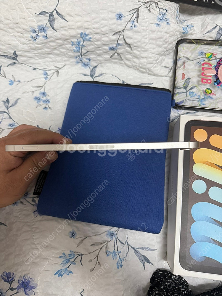 아이패드미니6 64기가 셀롤러 팝니다.--2