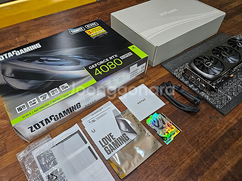 조텍 RTX 4080 SUPER 트리니티 풀박스 (신품...--1