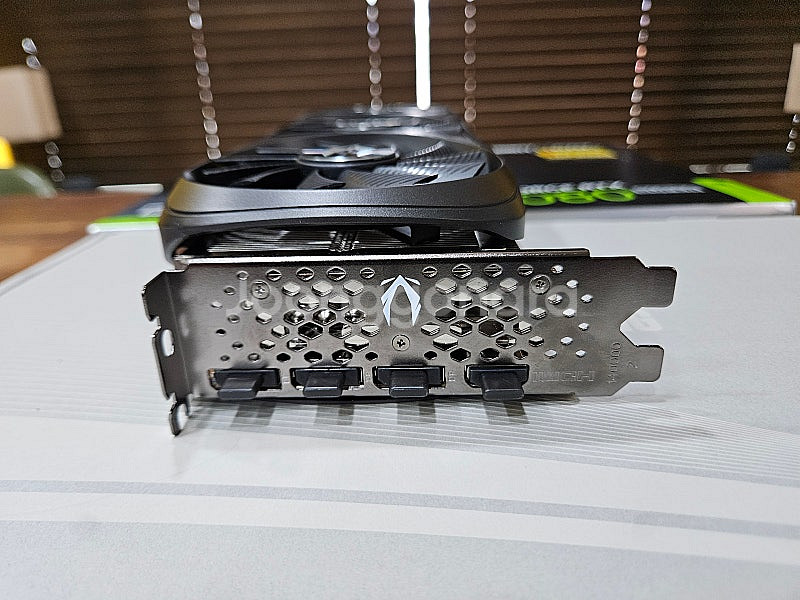 조텍 RTX 4080 SUPER 트리니티 풀박스 (신품...--6