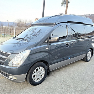 15년 스타렉스하이루프3인승캠핑카(신규제작,샤워실+온수기+온수매트+인산철+전체도색+정비끝)-전액할부됨