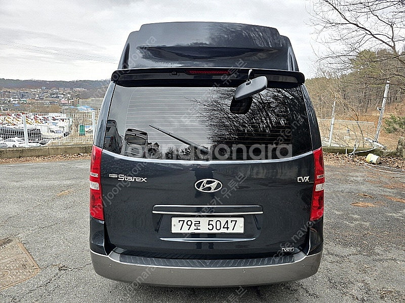 19년형 더뉴스타렉스하이루프3인승캠핑카(신규제작,인산철+온수매트+전체도색+정비끝)-전액할부됨--3