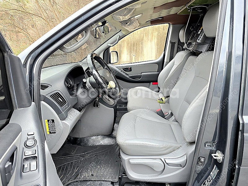 19년형 더뉴스타렉스하이루프3인승캠핑카(신규제작,인산철+온수매트+전체도색+정비끝)-전액할부됨--7