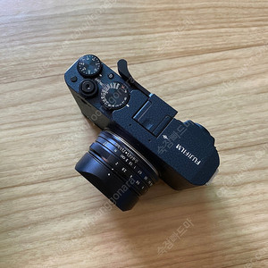 후지필름 X-E4 + 보이그랜더 Ultron 27mm f2 풀세트 (바디 120만/렌즈 60만)