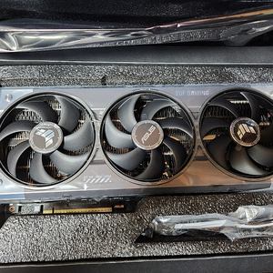 Asus 터프 5090 아수스 터프 RTX 5090 판매합니다