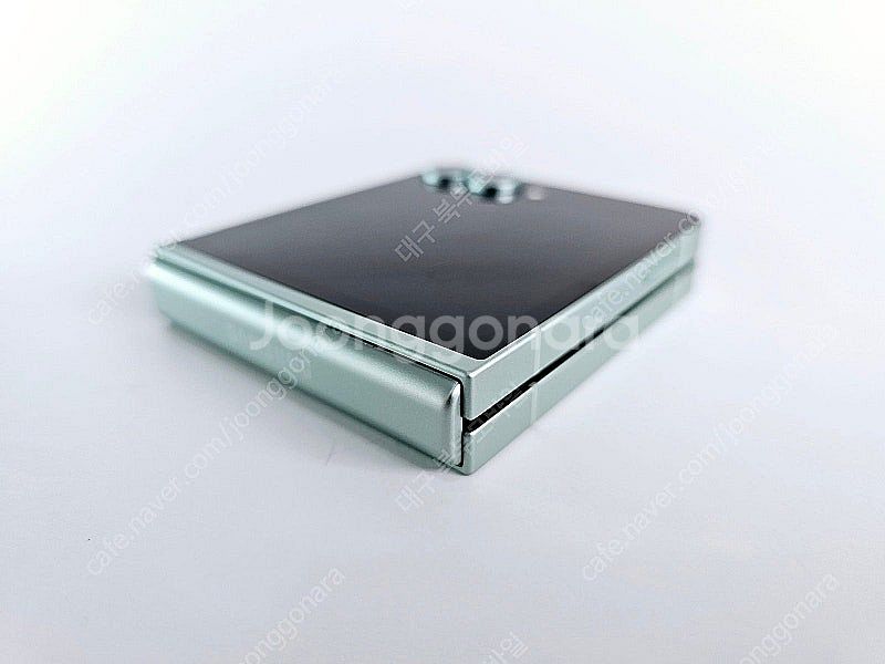갤럭시 Z플립6 256GB 새상품급 민트 공기계 중고폰...--3