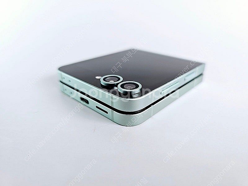 갤럭시 Z플립6 256GB 새상품급 민트 공기계 중고폰...--5