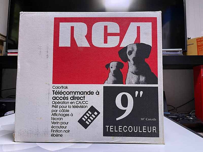 (새상품)옛날티비///초밀봉~9인치 레트로 칼라tv 판매합니다.RCA브라운관티비--0