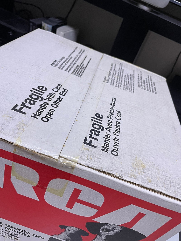 (새상품)옛날티비///초밀봉~9인치 레트로 칼라tv 판매합니다.RCA브라운관티비--1