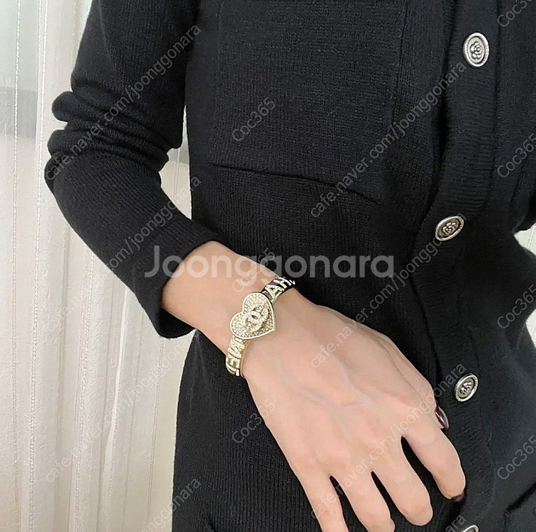 샤넬 크리스탈 뱅글팔찌--0