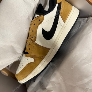 Jordan 1 Low OG Sail and Golden Harvest 260 새상품