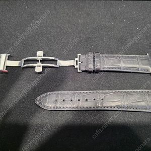 론진 정품 스트랩(색상 그레이 가죽줄) + 정품 디버클 21mm 팝니다