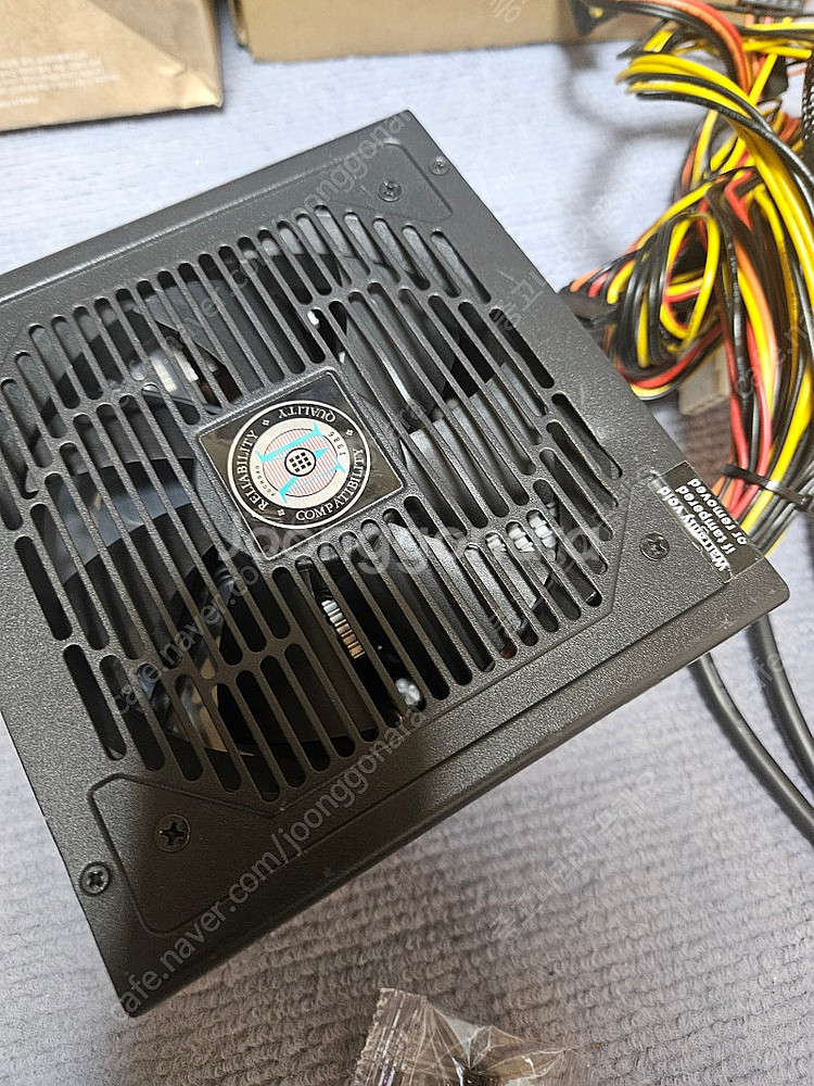 마이크로닉스 클래식 2 700w 파워--1