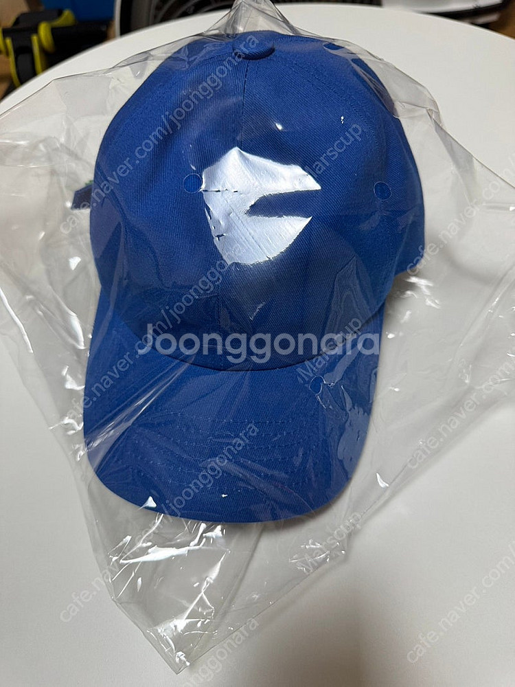 아더에러 블루 볼캡 판매중! 드라이 상태로 바로 착용하...--0