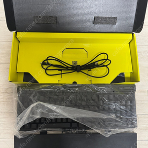 커세어 K70 RGB PRO 은축 풀윤활 키보드팝니다