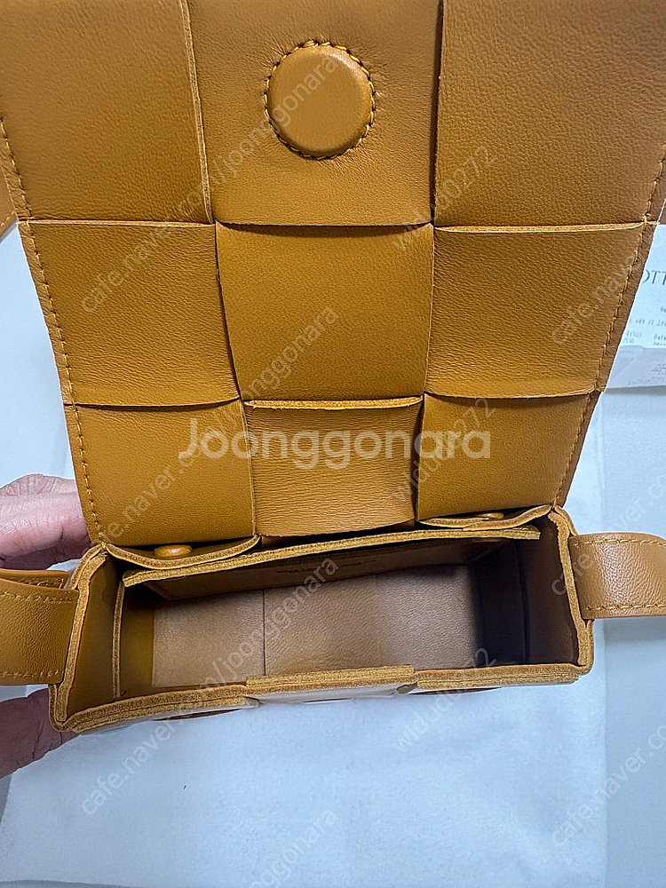 보테가베네타 미니 카세트백--4