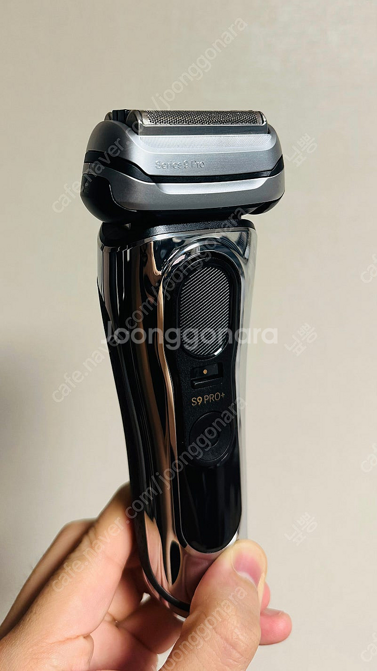 Braun 9pro+ 크롬 면도기--2
