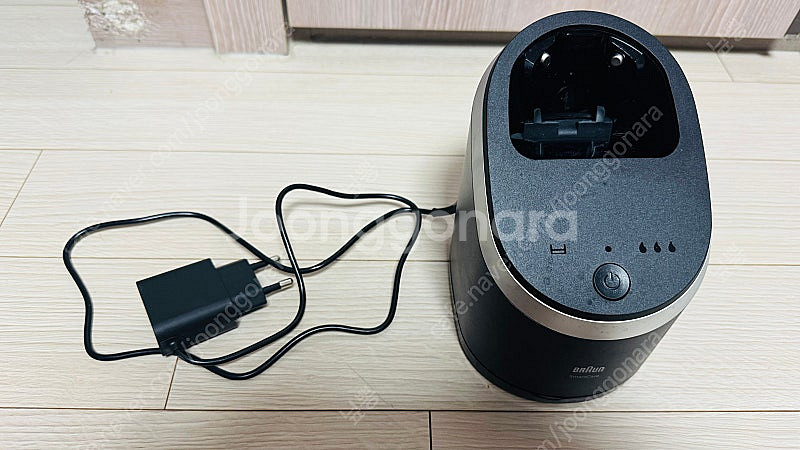 Braun 9pro+ 크롬 면도기--6