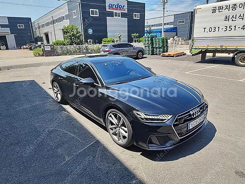 아우디 A7 (4K) 55 TFSI 콰트로 프리미엄 중...--3