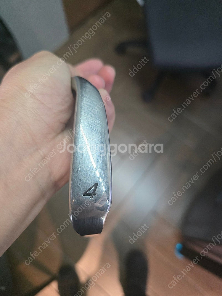 테일러메이드 r7 4번아이언 중고 팝니다--1