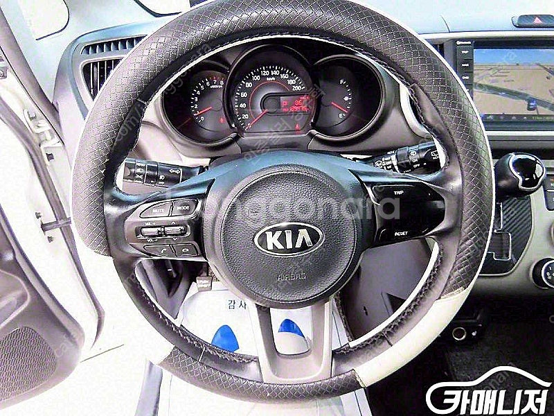 [기아]더 뉴 레이 럭셔리 중고차중고차매입전액할부감사합니다--8