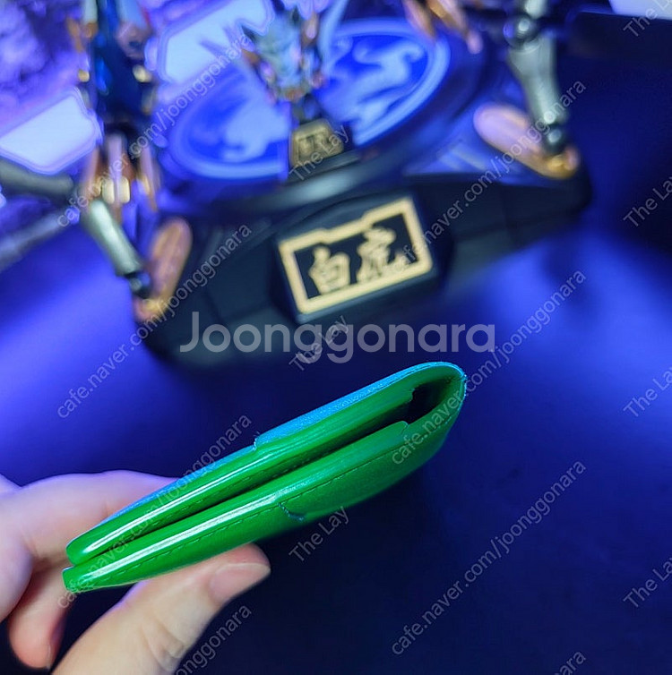 보테가베네타 맥시 플랩 오거나이저 카드지갑--2