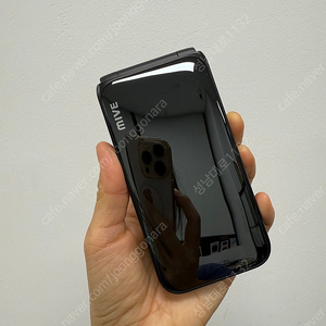 M120 (MIVE)마이브 스타일폴더폰 블랙 32기가 8만 판매합니다.