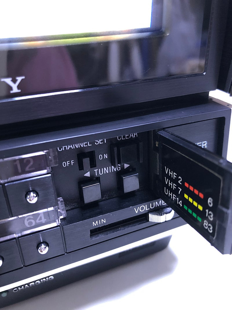 특S급 브라운관티비~소니(SONY)트리니트론tv~!!!1981년작~귀여운 5인치입니다.--8