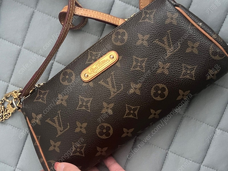 루이비통 에바클러치 이미지