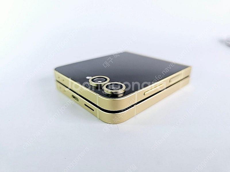 갤럭시 Z플립6 256GB 새상품급 옐로우 공기계 중고...--4