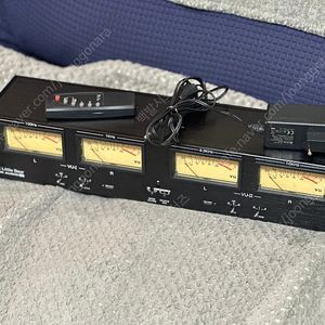 VU 메터 4채널
