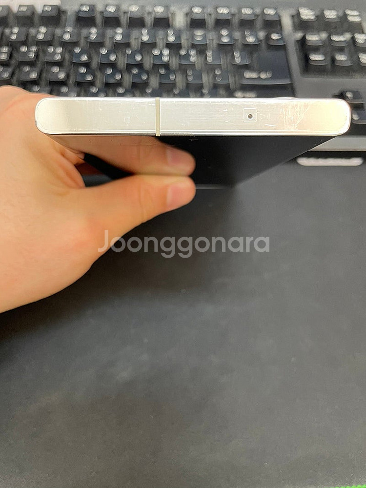 갤럭시S23울트라 크림 256GB 무잔상 상태좋은 중고...--3