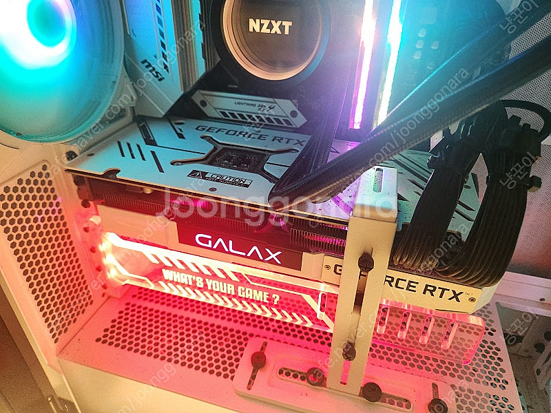 PC 반본체 팝니다. RTX 3070 화이트 / 라이젠...--0