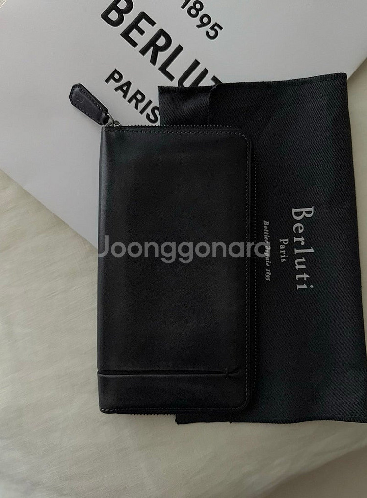 벨루티 지퍼 장지갑 새제품 판매 / 19 x 10 x ...--1