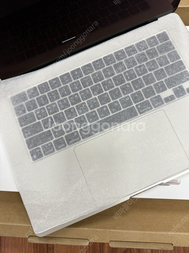 맥북에어15인치M3 1TB 애플케어플러스 판매합니다.--4