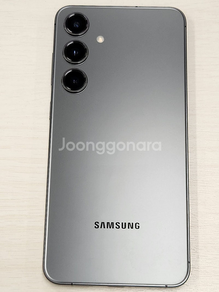 갤럭시 S24플러스 블랙색상 256용량 상태좋은 무잔상...--0