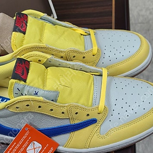 나이키 조던1 스캇로우 OG SP카나리 285